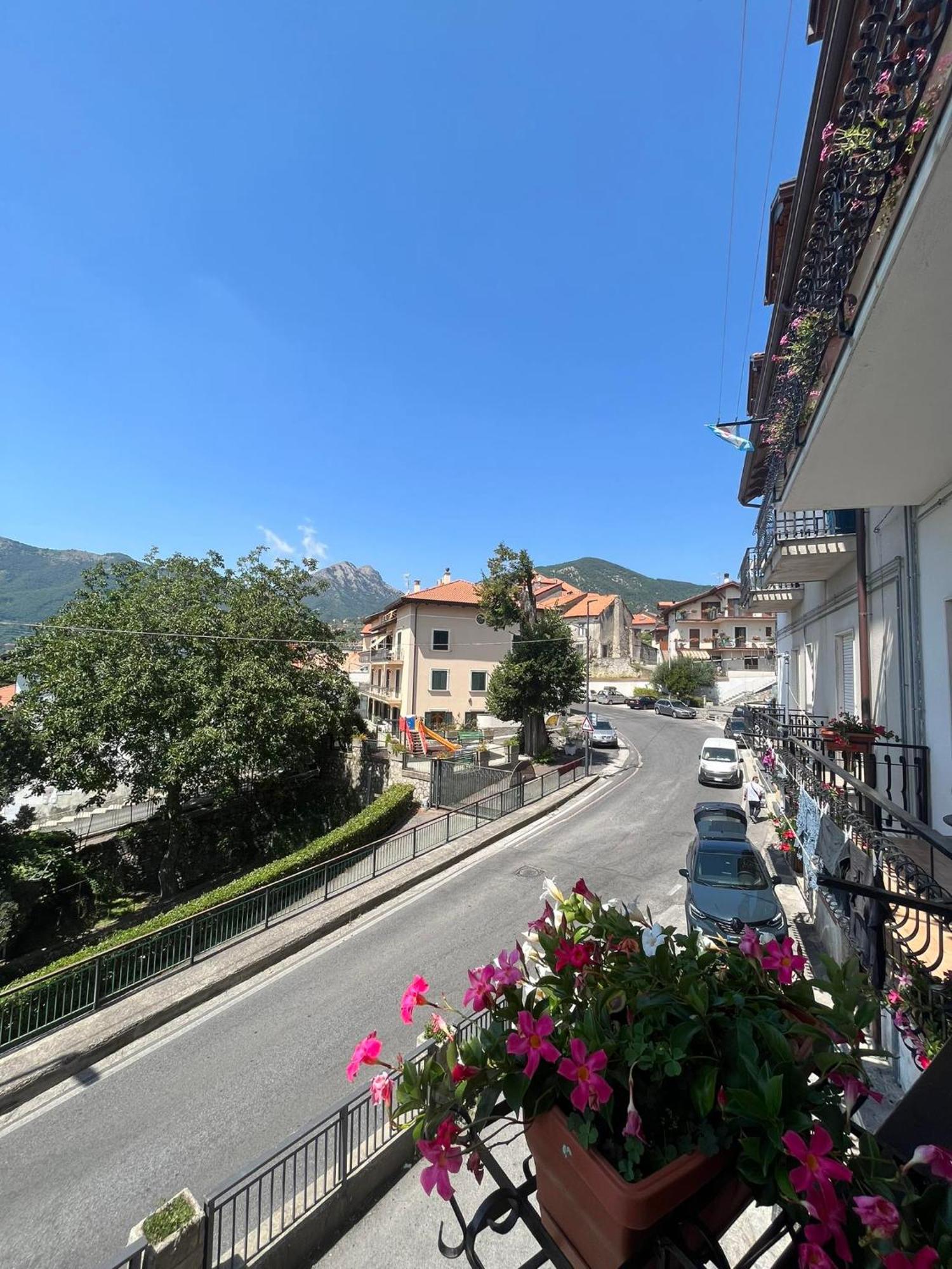 مبيت وإفطار أَجيرولا Il Borgo المظهر الخارجي الصورة