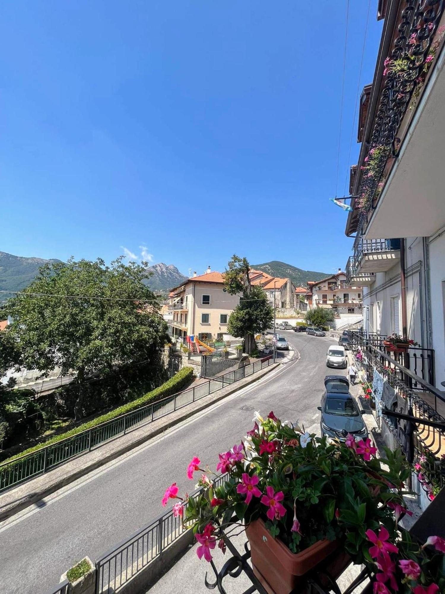 مبيت وإفطار أَجيرولا Il Borgo المظهر الخارجي الصورة