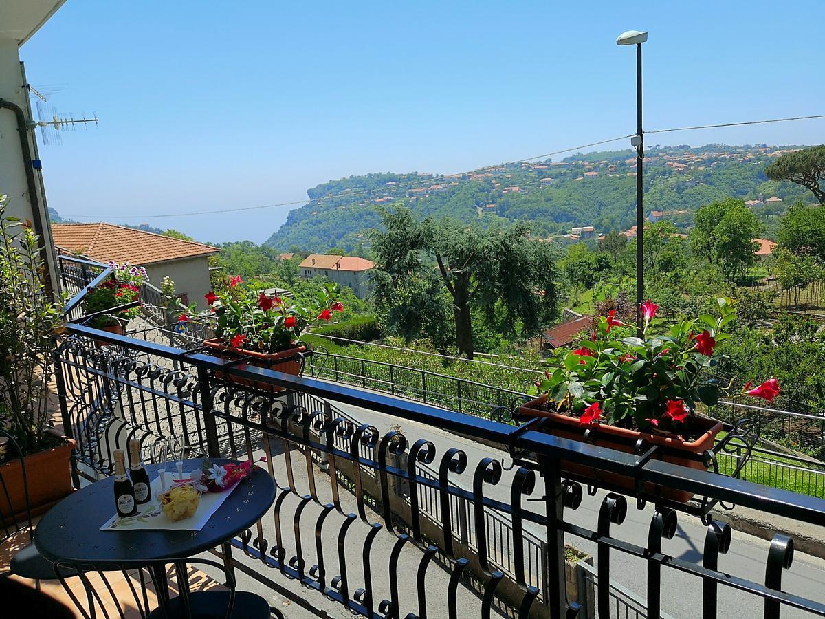 مبيت وإفطار أَجيرولا Il Borgo المظهر الخارجي الصورة
