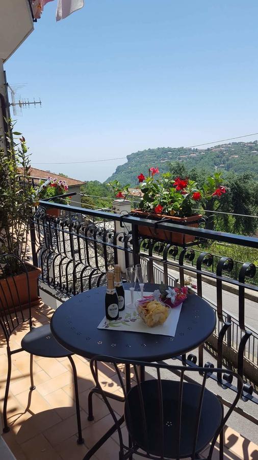 مبيت وإفطار أَجيرولا Il Borgo المظهر الخارجي الصورة
